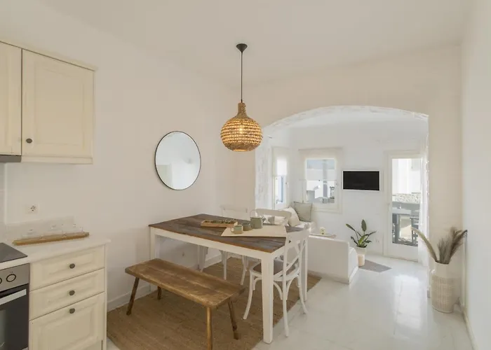 Walk To - 2br House - Piperi Naoussa