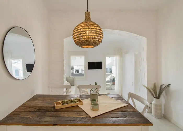 Walk To - 2br House - Piperi Ferienhaus Naoussa